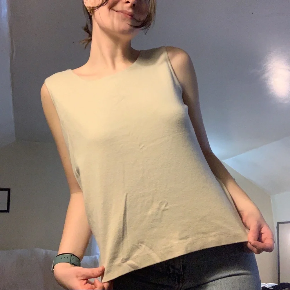 Cream/Taupe Tank - Picture 2 of 6